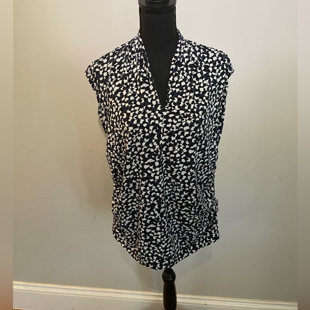 Vince Camuto Navy, Black and White Top